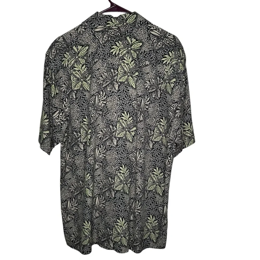 Tommy Bahama Men’s Silk Hawaiian Button Front Shirt Black Tan EUC Large - Picture 3 of 3